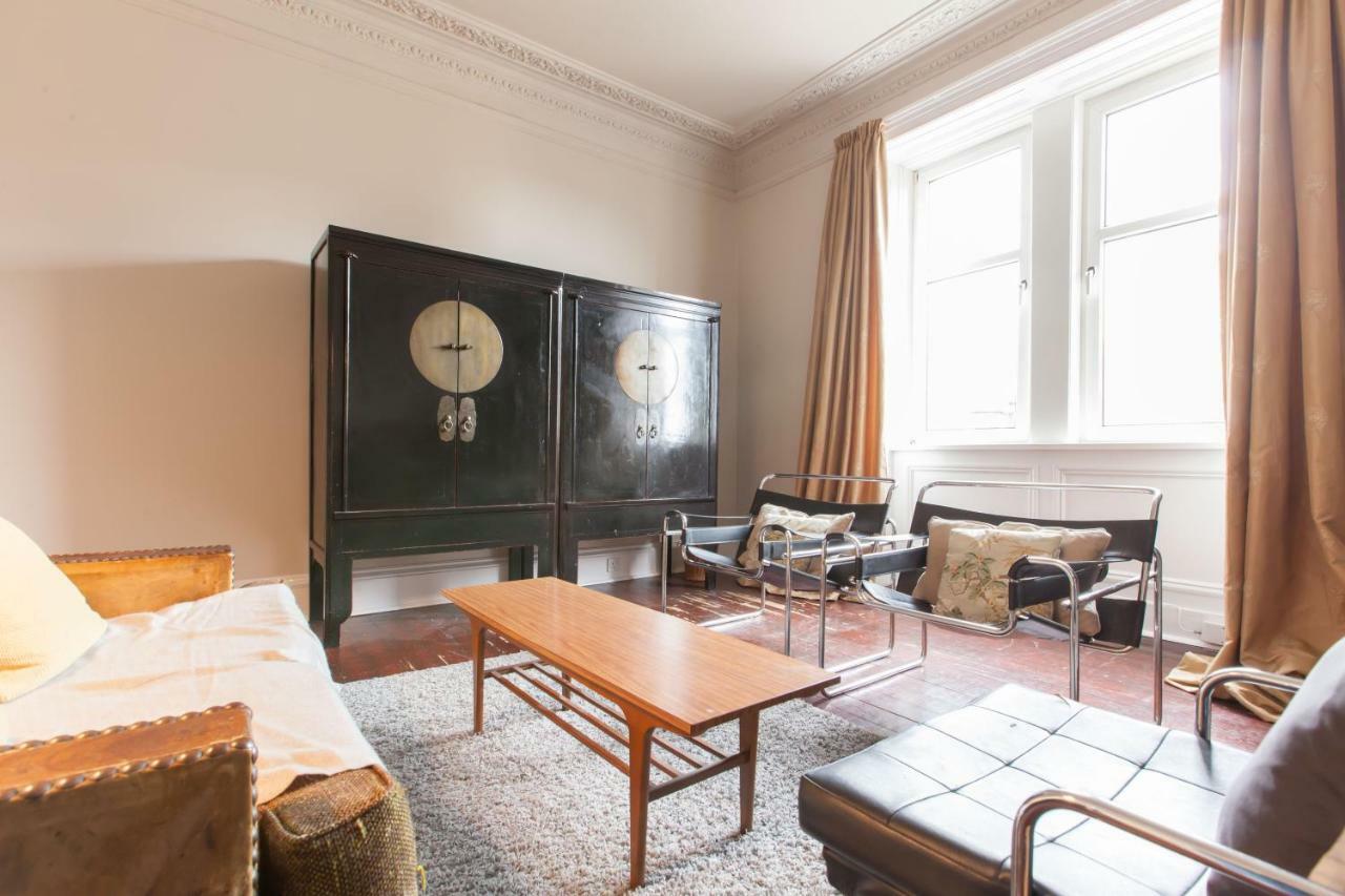 Appartement Trendy Urban Retreat In *